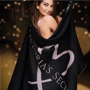 Victoria Secret Limited Edition 2017 Blanket
